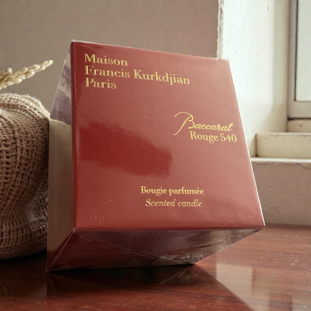 Maison Francis Kurkdjian Baccarat Rouge 540 Scented Candle 10.6 oz. - Picture 3 of 5